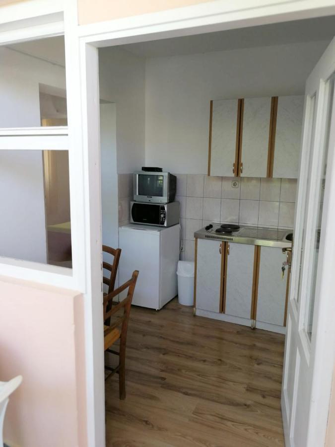 Apartmani Leon Biograd Na Moru Luaran gambar