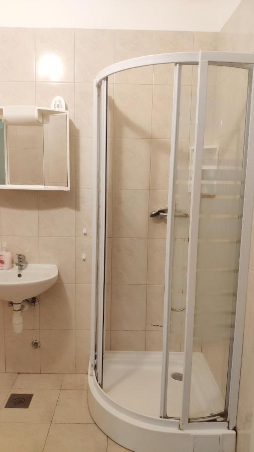 Apartmani Leon Biograd Na Moru Luaran gambar
