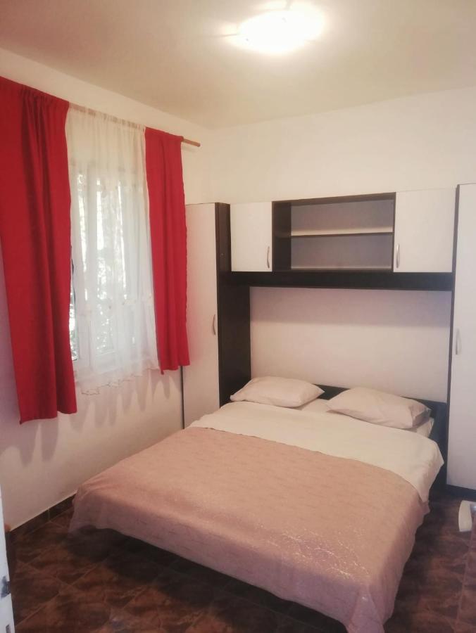 Apartmani Leon Biograd Na Moru Luaran gambar