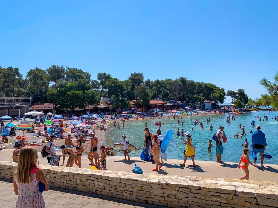 Apartmani Leon Biograd Na Moru Luaran gambar