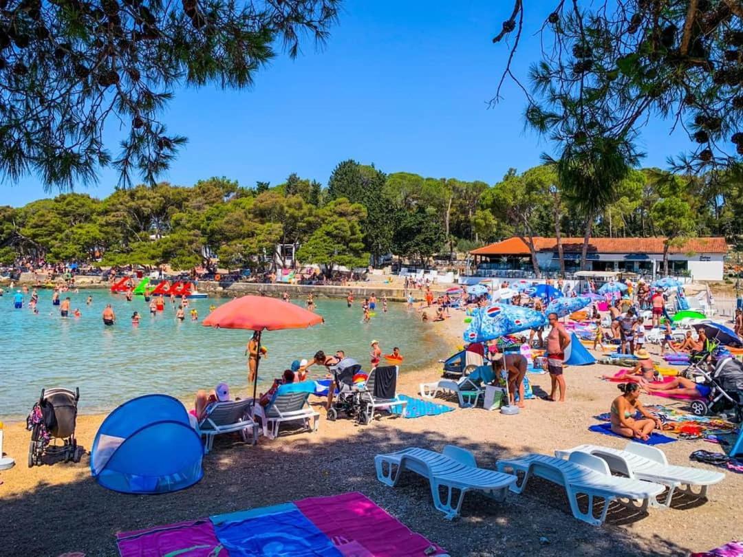 Apartmani Leon Biograd Na Moru Luaran gambar